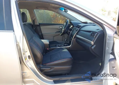 2017 Toyota Camry Se z USA, uszkodzony, nr VIN 4T1BF1FK7HU302388